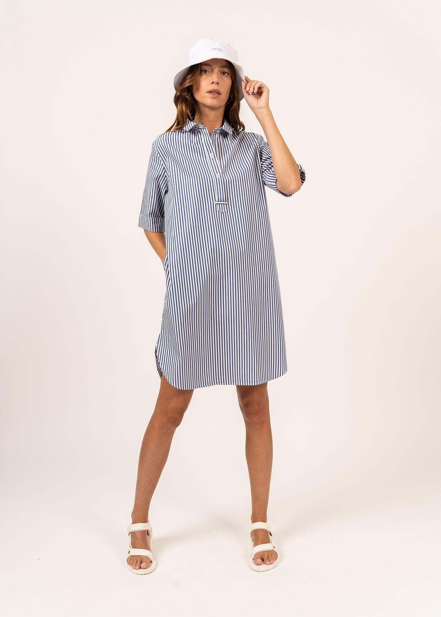 L¨¦onie shirt dress - short sleeves, with pockets (BLANC/BLEU)